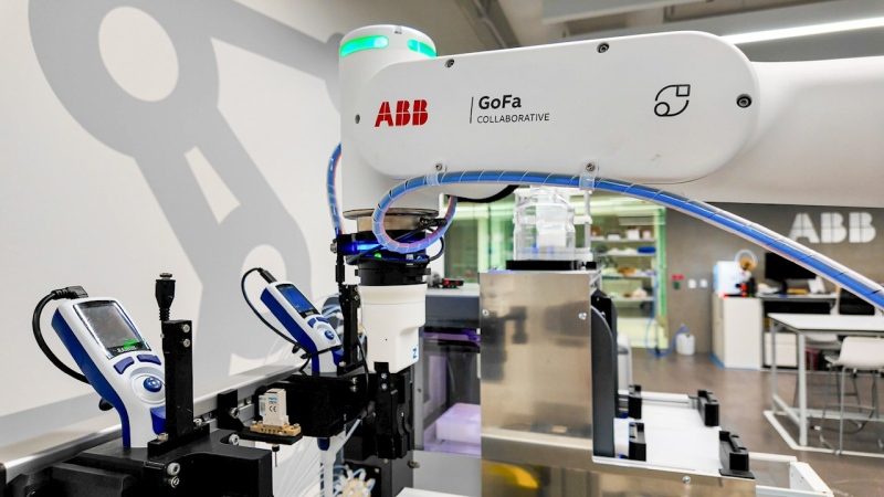 ABB Robotics et Mettler-Toledo travaille à l’automatisation des laboratoires
